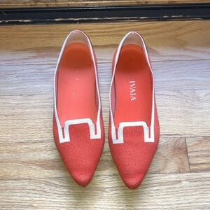 Vivaia Manon Pointed-toe Flats size 35